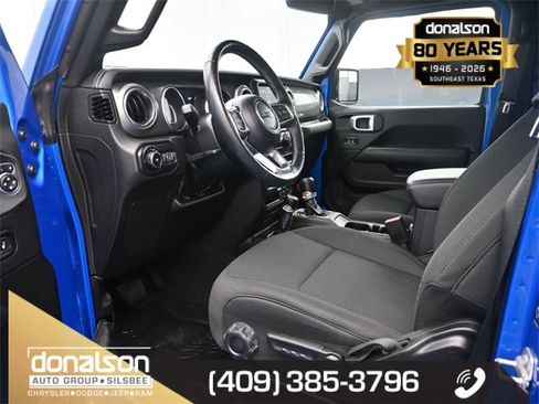 Used 2022 Jeep Wrangler Unlimited Sahara w/ Cold Weather Group image 7