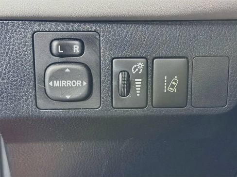 Used 2017 Toyota RAV4 Limited w/ Advanced Technology Package AWD/4WD image 15