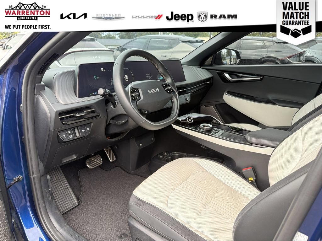 Used 2023 Kia EV6 GT-Line w/ GT-Line White Seat Package AWD/4WD image 11