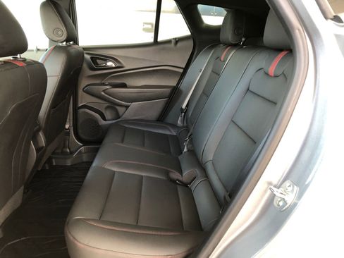 Used 2024 Chevrolet Trax RS w/ Driver Confidence Package FWD image 9