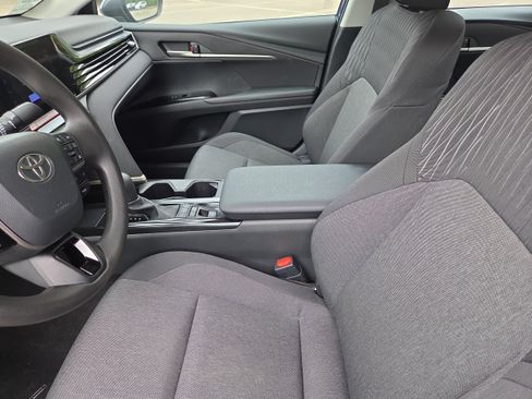 Used 2026 Toyota Camry LE FWD image 9