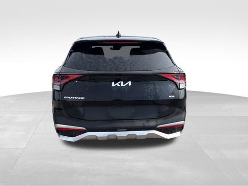 Certified 2023 Kia Sportage LX image 9