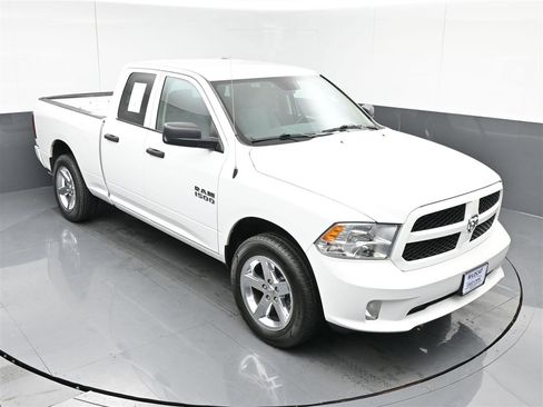 Used 2018 RAM 1500 Express w/ Express Value Package image 23
