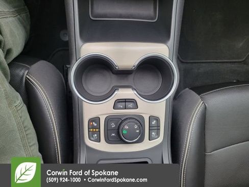 Used 2019 GMC Terrain Denali w/ Advanced Safety Package image 37