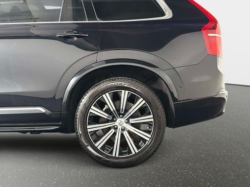Used 2025 Volvo XC90 B6 Plus AWD/4WD image 13