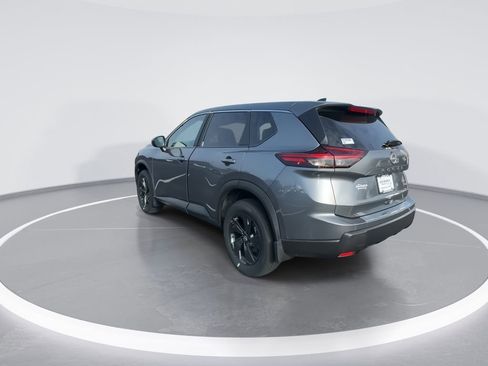 Used 2026 Nissan Rogue SV w/ Cold Weather Package AWD/4WD image 6