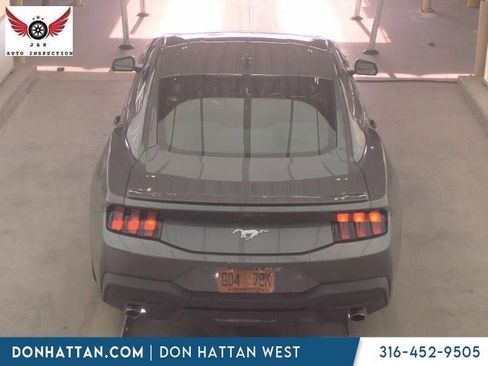 Used 2025 Ford Mustang Premium RWD image 12
