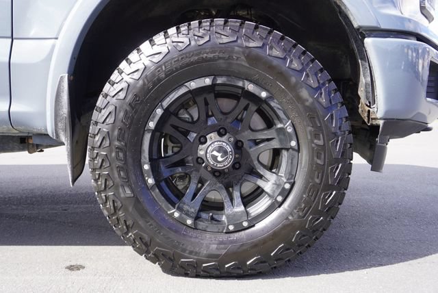 Used 2019 Ford F150 XLT w/ Equipment Group 302A Luxury AWD/4WD image 15