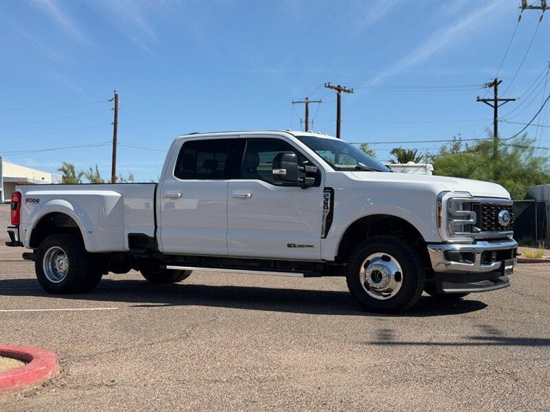 Used 2024 Ford F350 Lariat w/ FX4 Off-Road Package AWD/4WD image 3