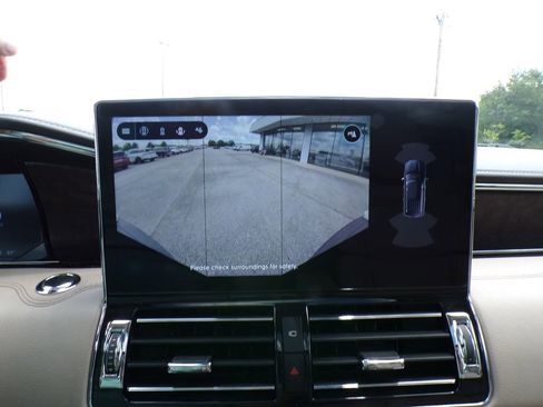 Used 2024 Lincoln Navigator L Reserve image 23