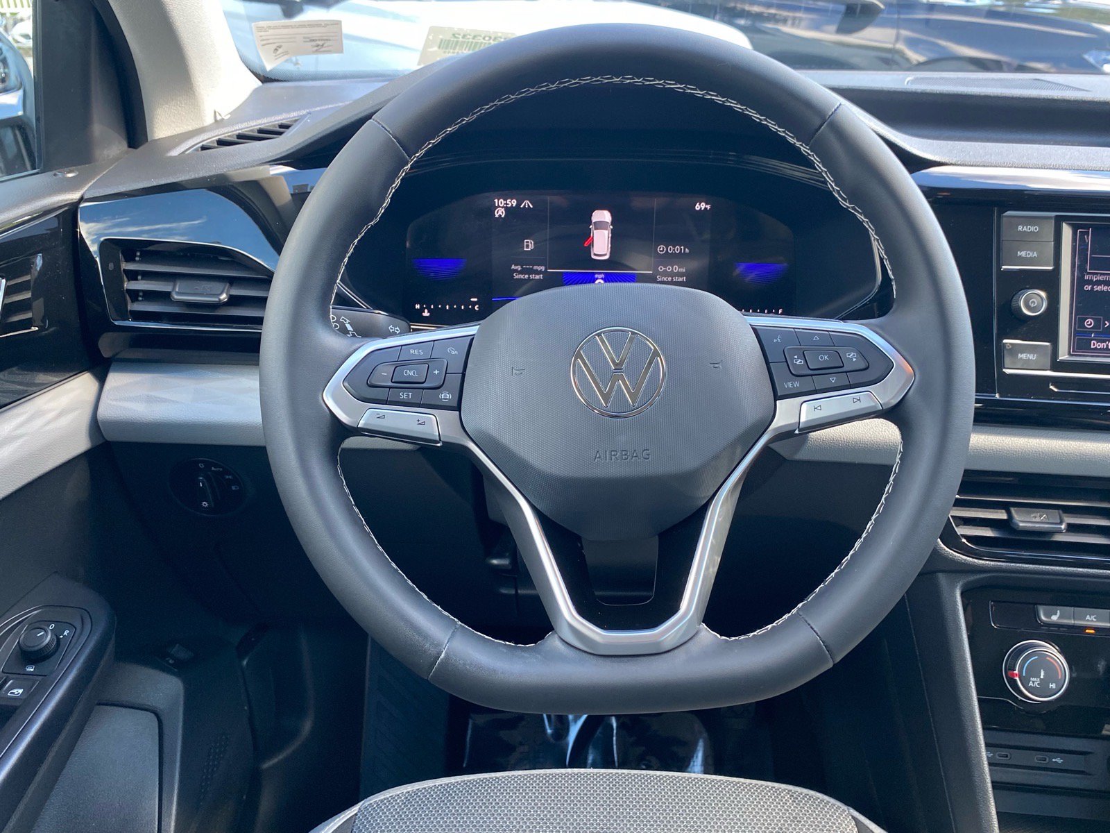 Certified 2023 Volkswagen Taos S AWD/4WD image 5