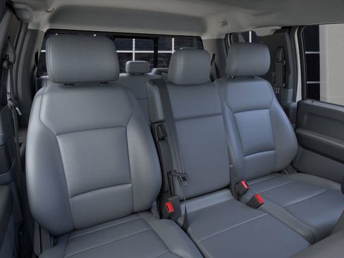 New 2026 Ford F550 4x4 Supercab Super Duty image 10