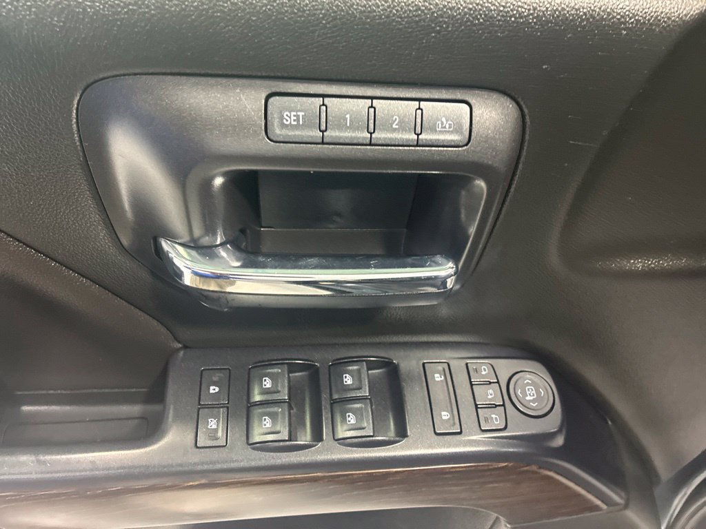 Used 2018 GMC Sierra 1500 Denali w/ Denali Ultimate Package AWD/4WD image 15