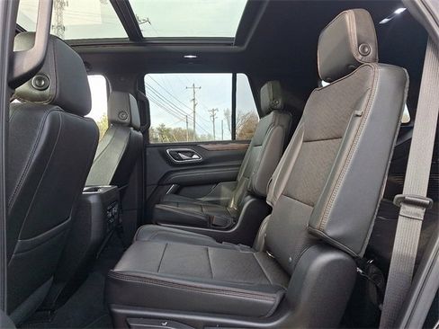 Used 2021 Chevrolet Tahoe High Country w/ Premium Package image 10