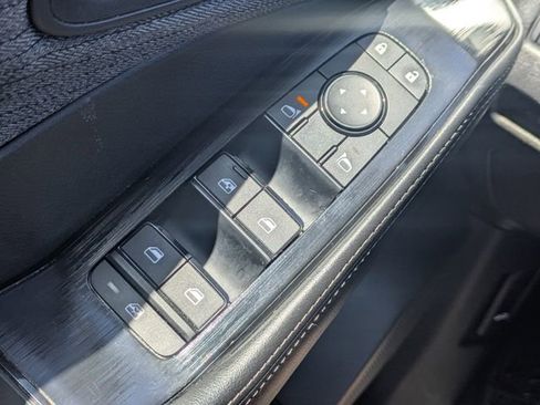 Used 2023 Nissan Rogue SV image 22