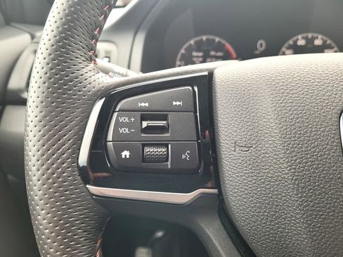 Used 2025 Honda Ridgeline Black Edition image 25