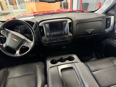 Used 2018 Chevrolet Silverado 1500 LT w/ All Star Edition AWD/4WD image 12