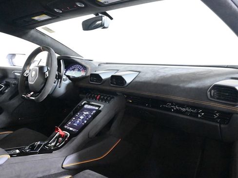 Used 2023 Lamborghini Huracan Tecnica RWD image 18