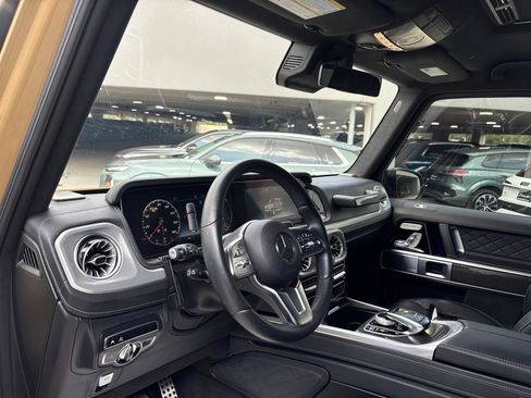 Used 2024 Mercedes-Benz G 550 image 12