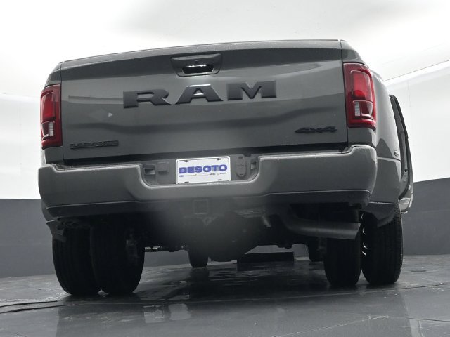 New 2026 RAM 3500 Laramie AWD/4WD image 76