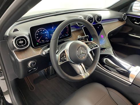 Used 2026 Mercedes-Benz C 300 4MATIC Sedan image 4