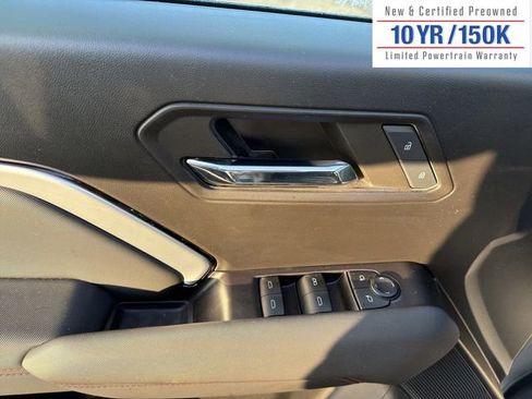 Used 2024 Chevrolet Colorado Z71 w/ Z71 Convenience Package 2 image 15