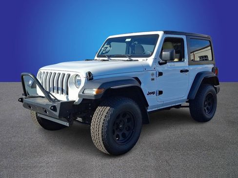 Used 2020 Jeep Wrangler Sport image 3