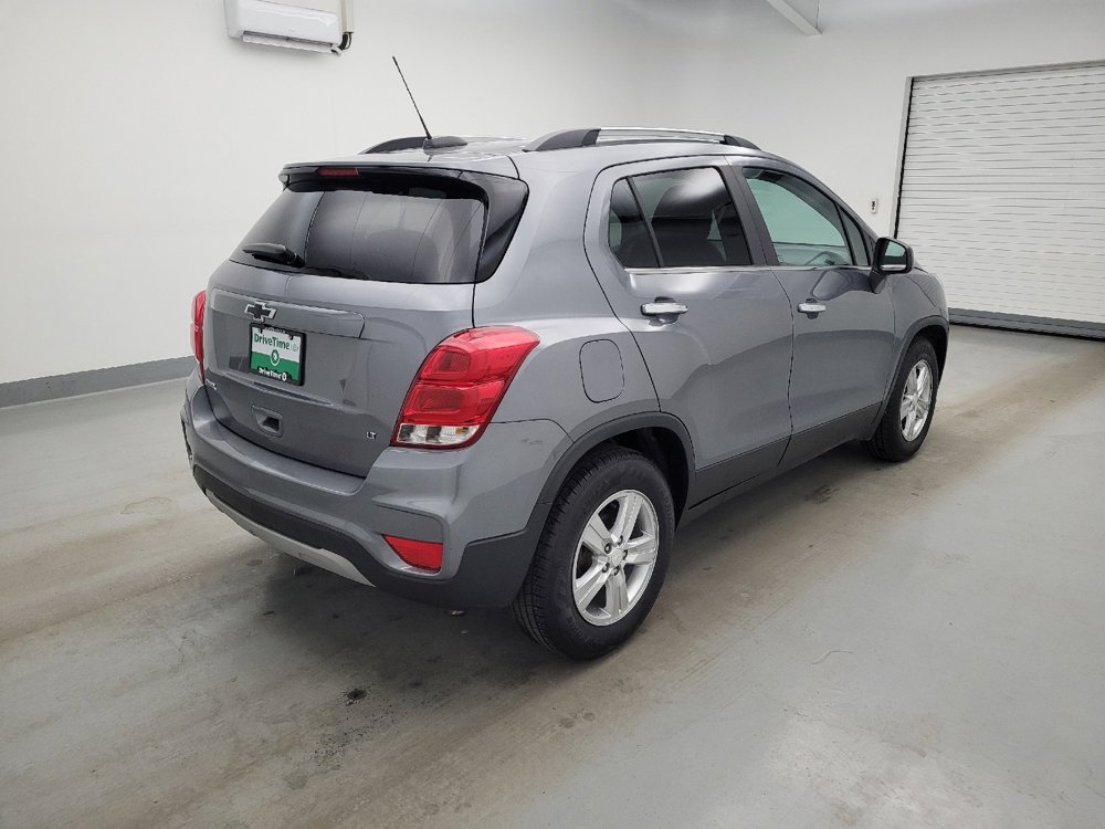 Used 2020 Chevrolet Trax LT w/ LT Convenience Package FWD image 9