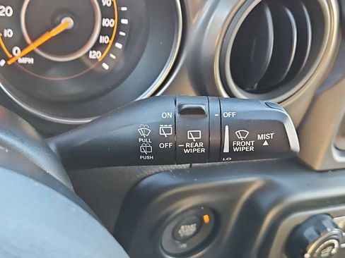 Used 2021 Jeep Wrangler Unlimited Sport image 24