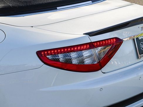 Used 2012 Maserati GranTurismo Sport image 11