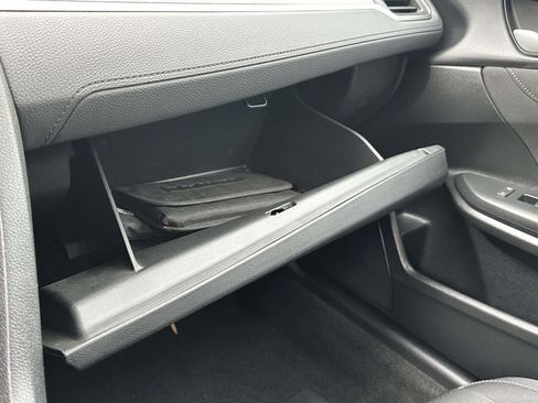 Certified 2018 Honda Civic EX image 31