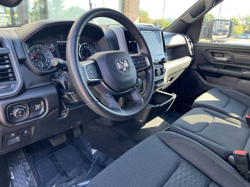 New 2025 RAM 1500 Tradesman w/ Night Edition image 13