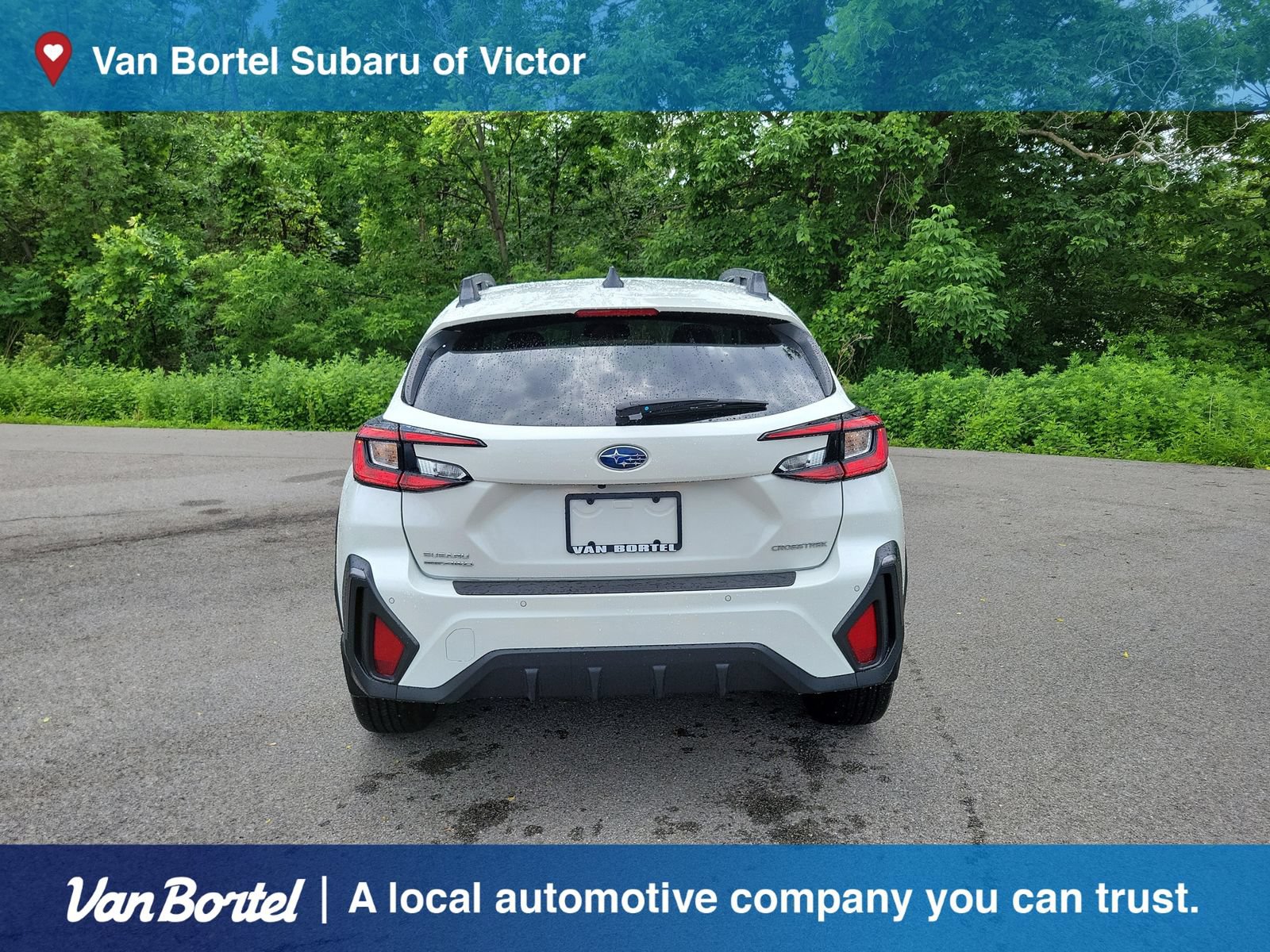 Used 2025 Subaru Crosstrek 2.5i Limited AWD/4WD image 4