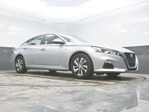 Used 2021 Nissan Altima 2.5 S image 24