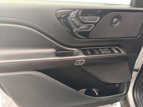 Used 2023 Lincoln Aviator Reserve image 19