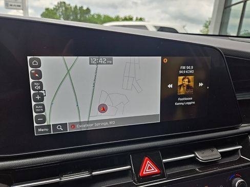 Used 2024 Kia Niro EX FWD image 52