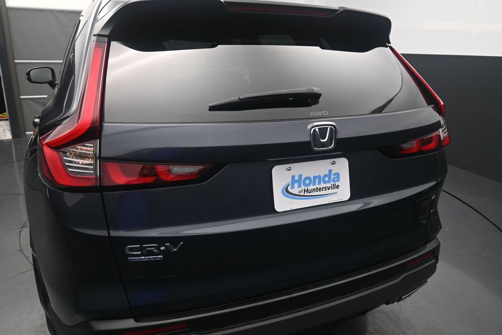 Used 2025 Honda CR-V Sport image 14