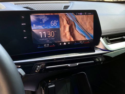 Used 2026 BMW X1 xDrive28i w/ Technology Package image 14