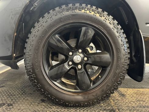 Used 2014 RAM 1500 Express w/ Black Ram 1500 Express Group AWD/4WD image 30