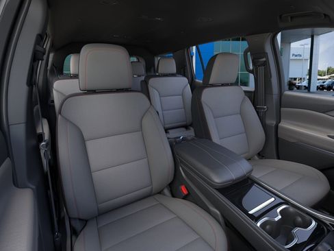 New 2026 Chevrolet Traverse LT w/ Driver Confidence Package FWD image 16
