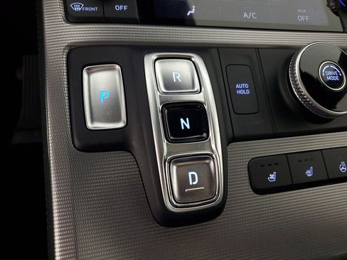 Used 2024 Hyundai Palisade Calligraphy image 20