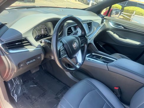 Used 2024 Buick Enclave Premium image 14