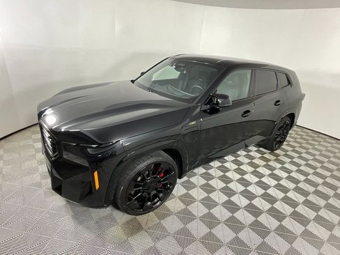 Used 2025 BMW XM image 9