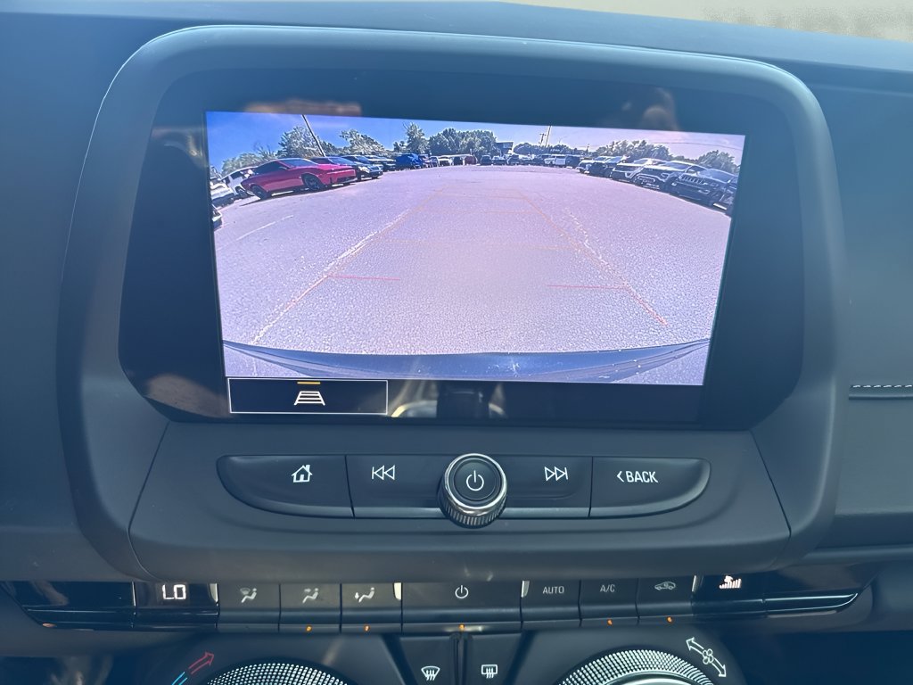 Used 2022 Chevrolet Camaro LT w/ Technology Package RWD image 16