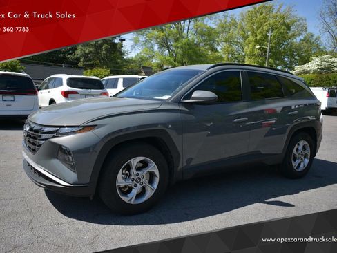 Used 2024 Hyundai Tucson SEL image 1