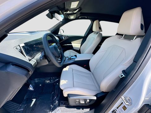 New 2026 BMW X3 xDrive30i w/ Convenience Package AWD/4WD image 15