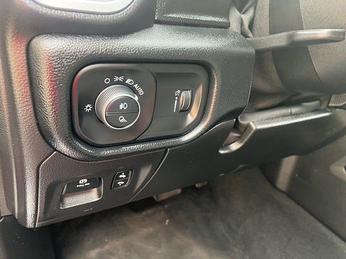 Used 2020 RAM 1500 Big Horn AWD/4WD image 21