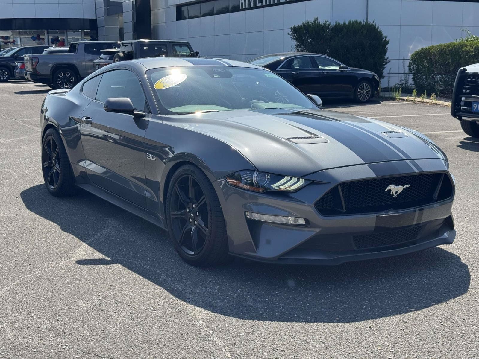 Used 2022 Ford Mustang GT Premium w/ Equipment Group 401A RWD image 2