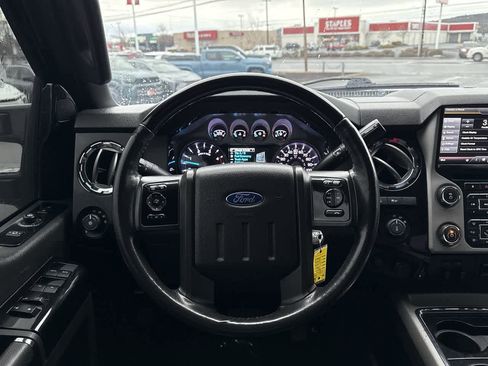 Used 2015 Ford F250 Platinum w/ FX4 Off-Road Package image 15