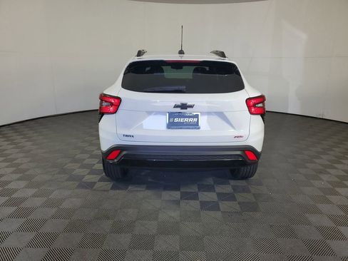 New 2026 Chevrolet Trax RS w/ Sunroof Package image 5